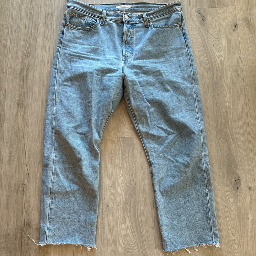 Levi’s Wedgie Straight